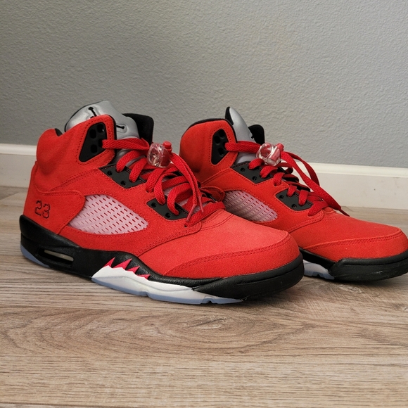 Jordan 5 Retro (Raging Bull) - Picture 3 of 10
